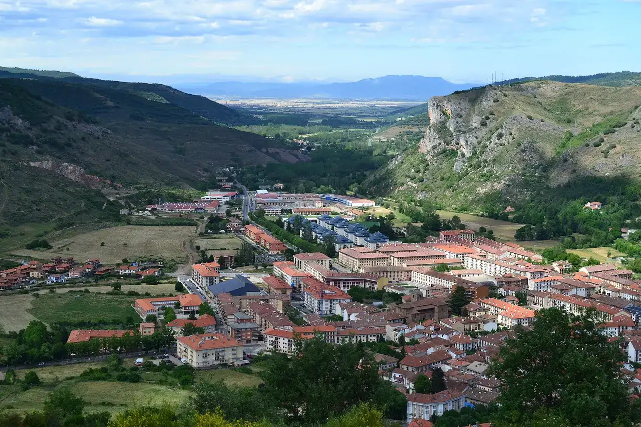 Ezcaray desde la Ermita de Santa Bárbara