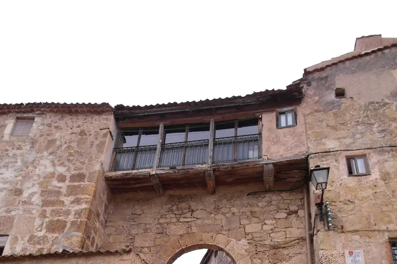 Puerta del río, Sepúlveda.