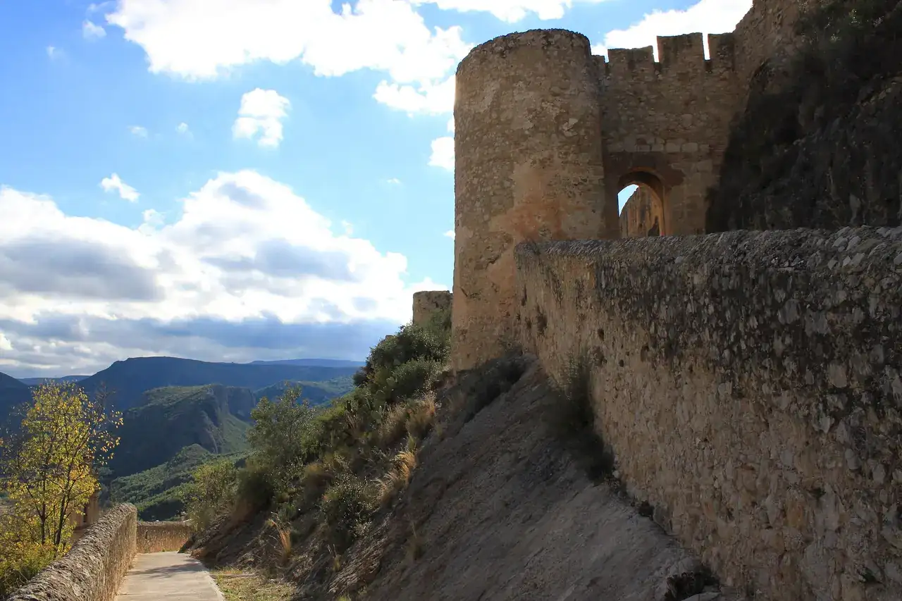 Castillo de Chulilla; Chulilla, Valencia, España.
